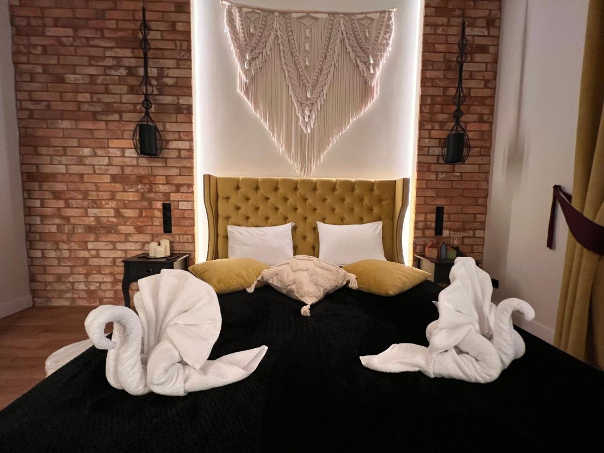 Apartament Brick Castle - Helga